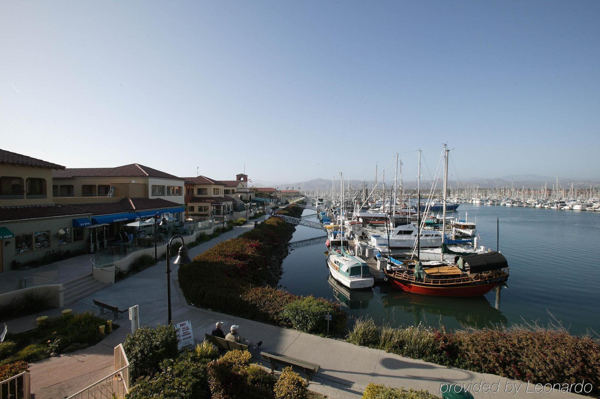 Holiday Inn Express Hotel & Suites Ventura Harbor, An Ihg Hotel Exterior photo